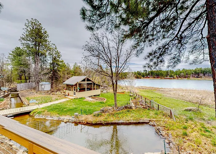 Lakeside Luxury *